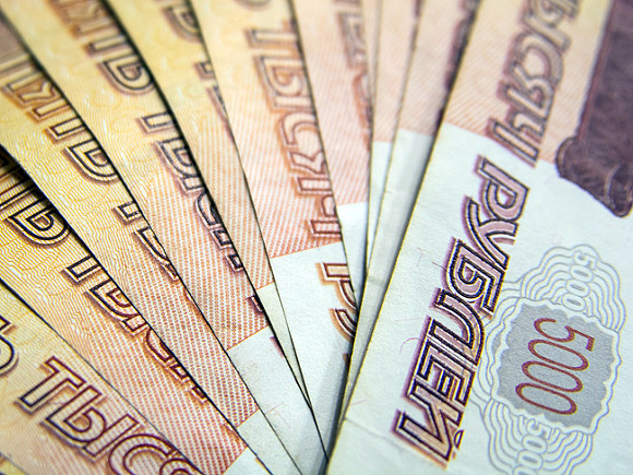 Помощница воспитателя московской школы перевела 800 тысяч рублей «принцу из ОАЭ»