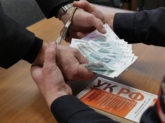 В Петербурге начальник жилкомсервиса получил 6 лет тюрьмы за «взятку» в 40 тыс. рублей